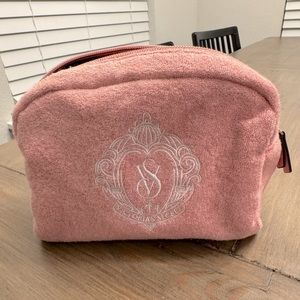 Makeup bag